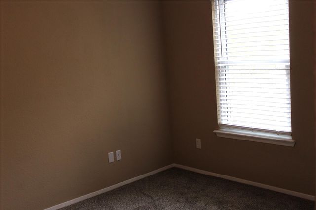 2011 Spenwick Drive 427, Houston, TX 77055