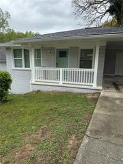 2405 CROSS NW Street, Atlanta, GA 30318