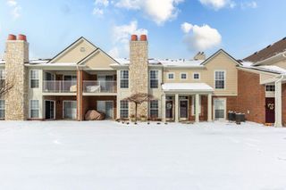 52196 Naugatuck Drive, Macomb, MI 48042