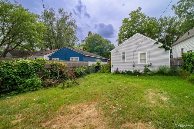 14874 Dolphin Street, Detroit, MI 48223
