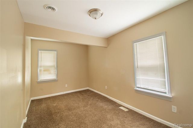 14874 Dolphin Street, Detroit, MI 48223
