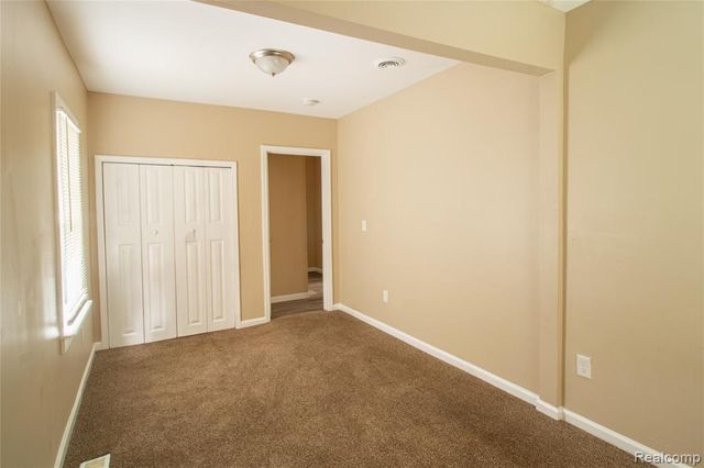 14874 Dolphin Street, Detroit, MI 48223