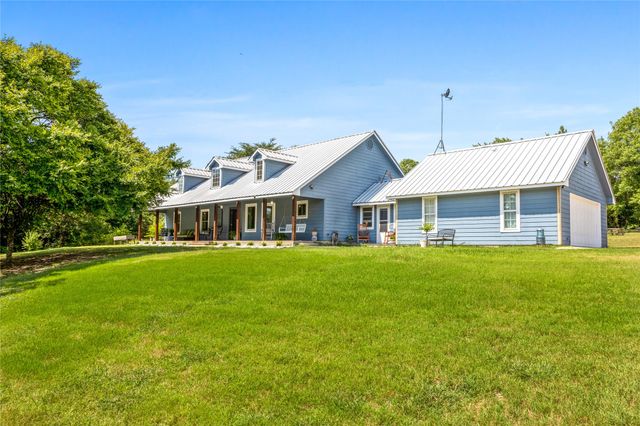 1088 Bub Hill Road, Whitewright, TX 75491