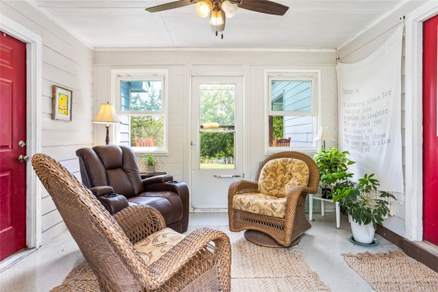 1088 Bub Hill Road, Whitewright, TX 75491
