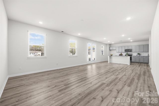 7024 Maple Run Circle, Charlotte, NC 28215