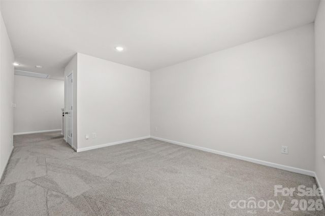 7024 Maple Run Circle, Charlotte, NC 28215