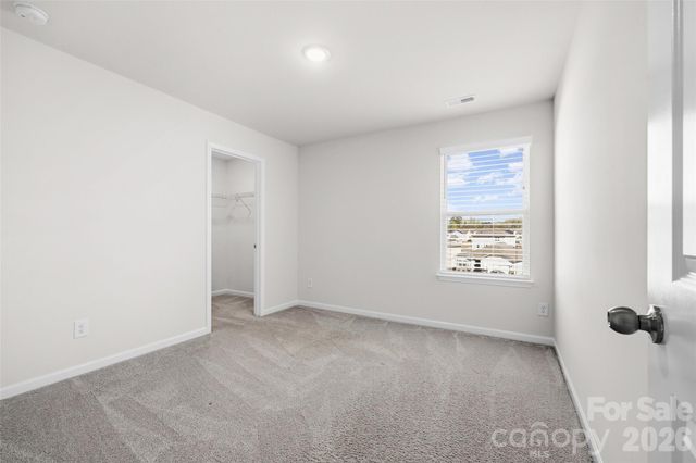 7024 Maple Run Circle, Charlotte, NC 28215