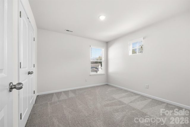 7024 Maple Run Circle, Charlotte, NC 28215