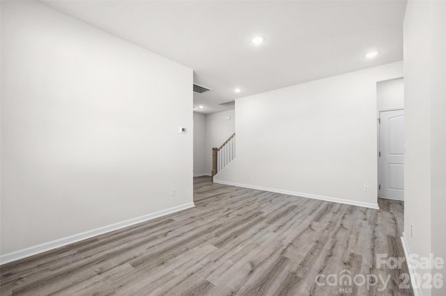 7024 Maple Run Circle, Charlotte, NC 28215