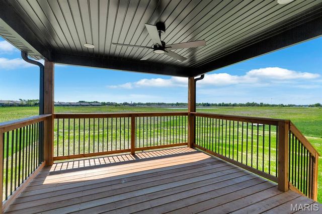 421 Rumsfeld Drive, Troy, IL 62294