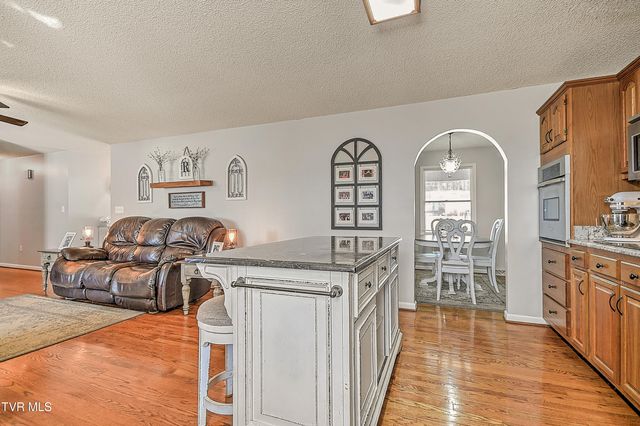 139 Millstone Drive, Bristol, VA 24201