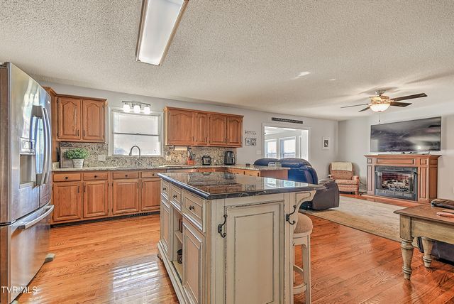 139 Millstone Drive, Bristol, VA 24201