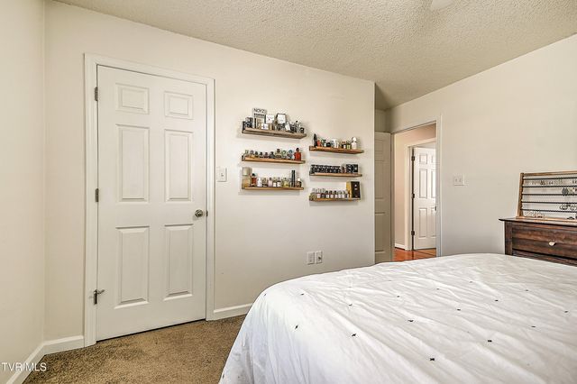 139 Millstone Drive, Bristol, VA 24201