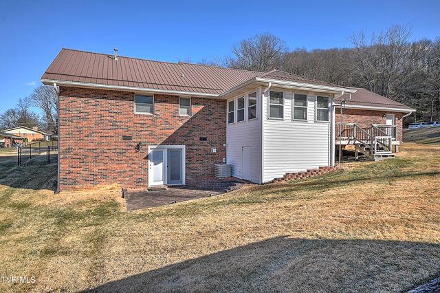 139 Millstone Drive, Bristol, VA 24201