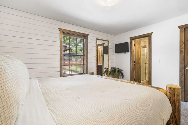26 Cave Lane 15, Branson, MO 65616