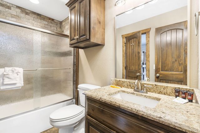 26 Cave Lane 15, Branson, MO 65616