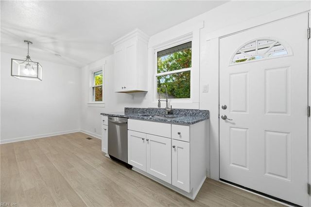 618 33rd ST, Newport News, VA 23607