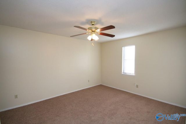 6644 Willow Pointe Drive A, Huntsville, AL 35806