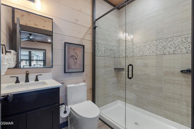 327 Rambling Creek Way, Sevierville, TN 37862