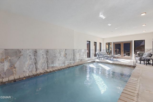 327 Rambling Creek Way, Sevierville, TN 37862