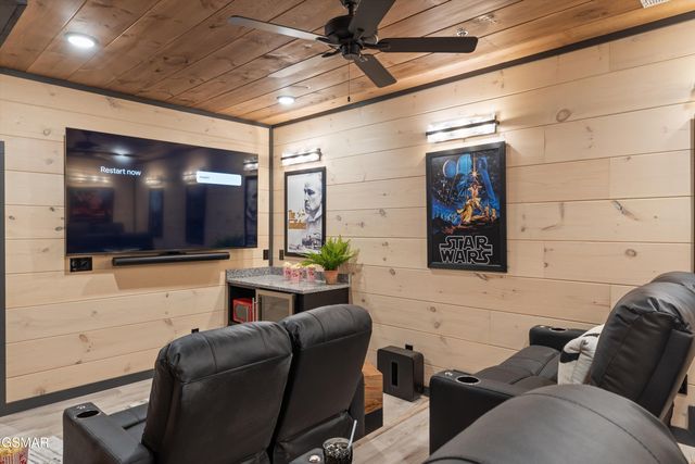 327 Rambling Creek Way, Sevierville, TN 37862