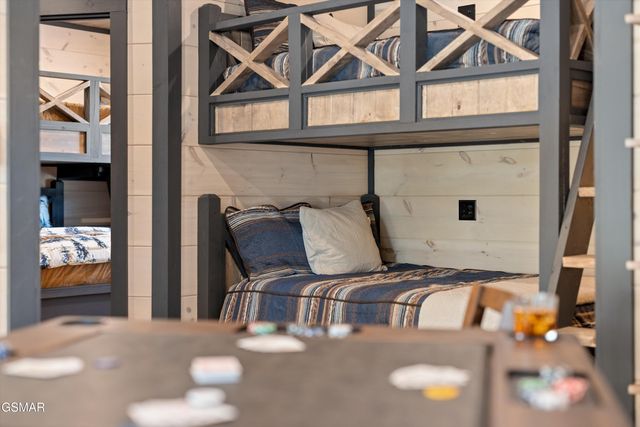 327 Rambling Creek Way, Sevierville, TN 37862