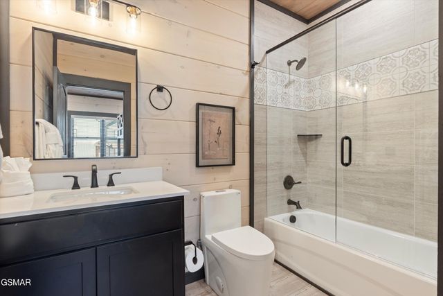 327 Rambling Creek Way, Sevierville, TN 37862