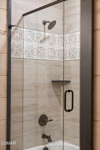 327 Rambling Creek Way, Sevierville, TN 37862