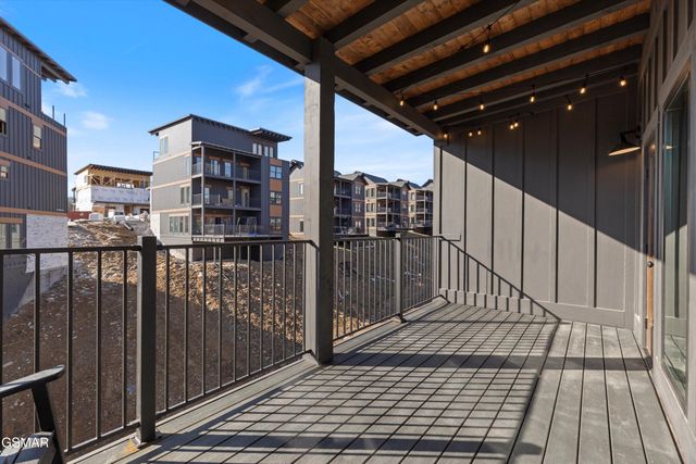 327 Rambling Creek Way, Sevierville, TN 37862