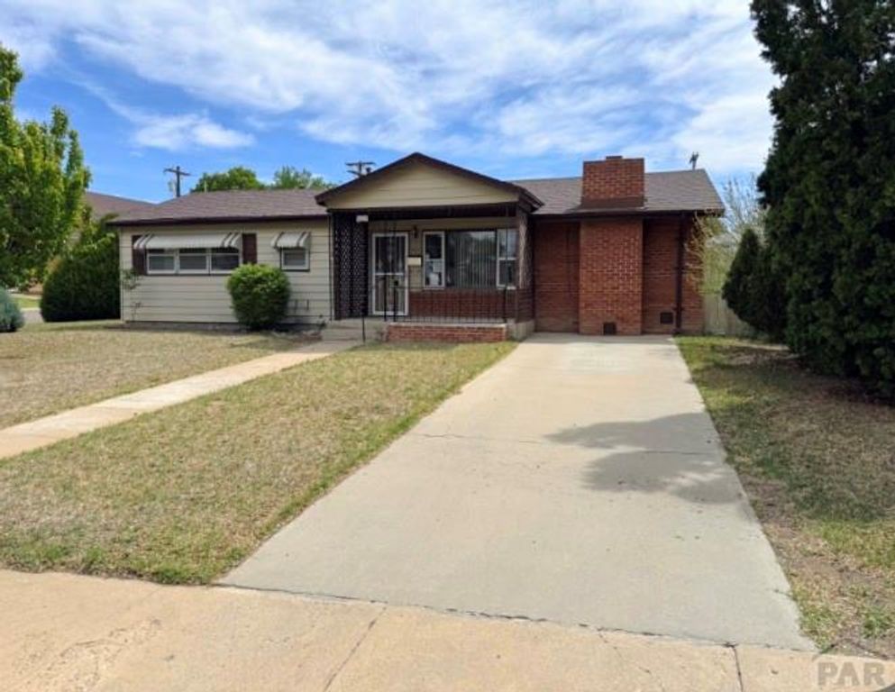 2001 Raton Ave, La Junta, CO 81050
