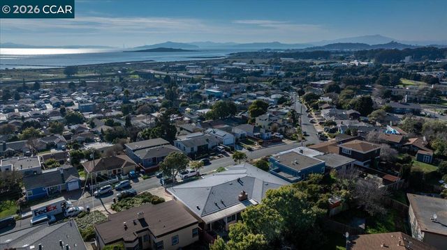 1374 Santa Clara Street, Richmond, CA 94804