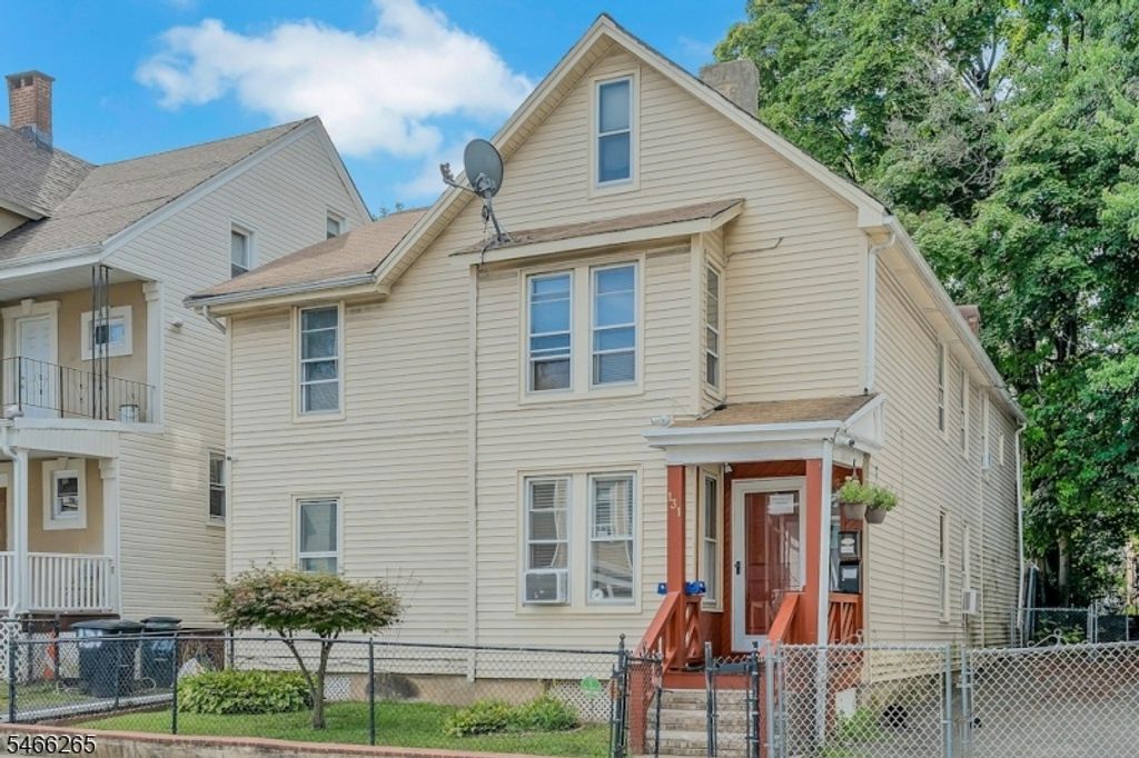 131 Steuben St, East Orange City, NJ 07018 — exterior