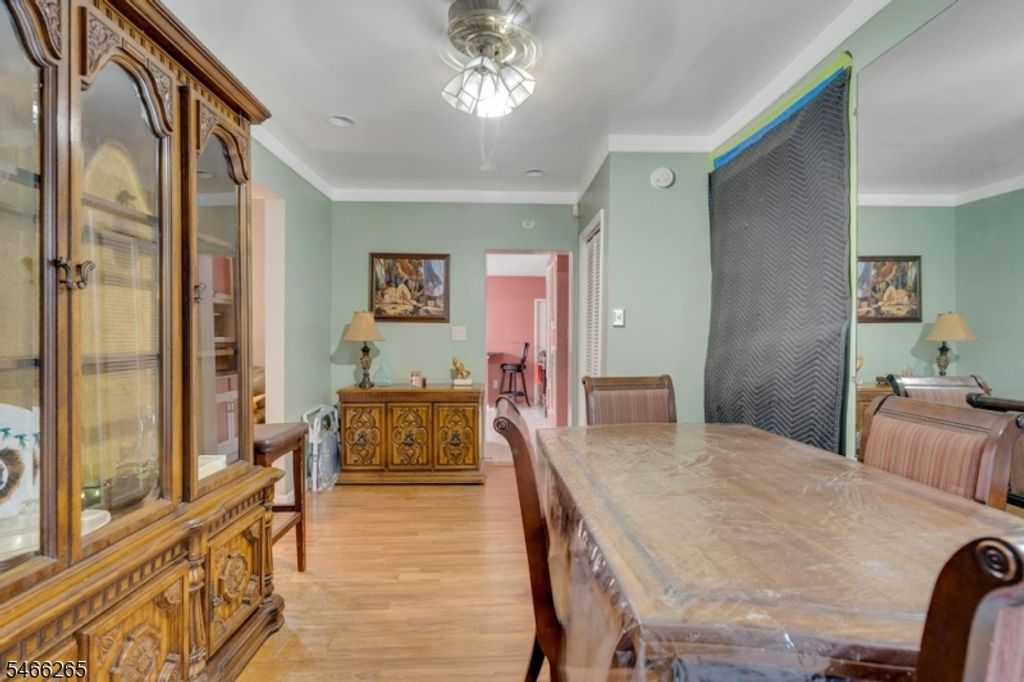131 Steuben St, East Orange City, NJ 07018 — photo 4