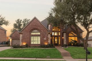 4213 Auburn Drive, Flower Mound, TX 75028