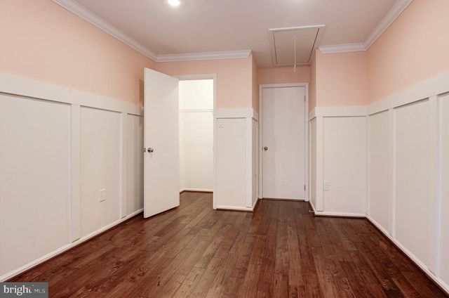 7985 FOXMOOR DR, Dunn Loring, VA 22027