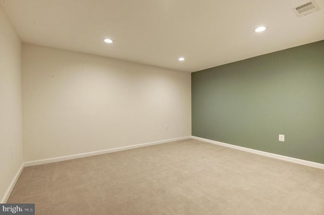 7985 FOXMOOR DR, Dunn Loring, VA 22027