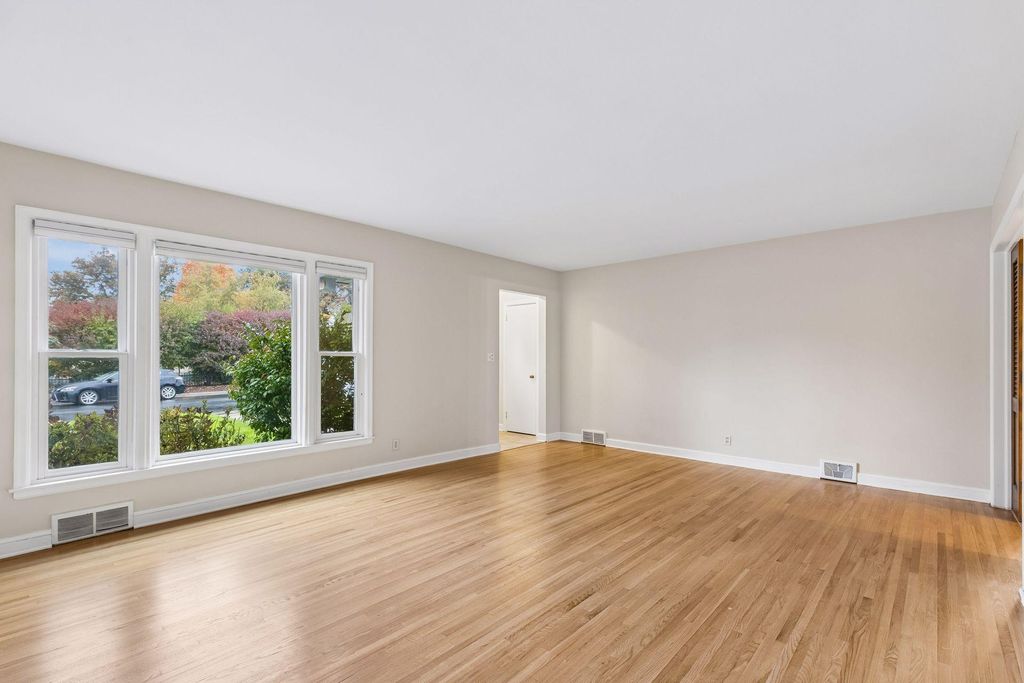 2531 Joppa Avenue S, Saint Louis Park, MN 55416 — photo 5