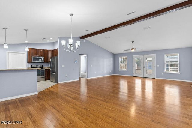 561 Lakepointe Drive, Chipley, FL 32428