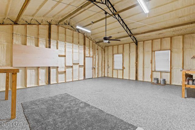 561 Lakepointe Drive, Chipley, FL 32428