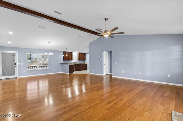 561 Lakepointe Drive, Chipley, FL 32428