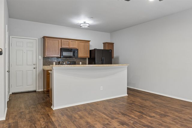 5980 Stone Mountain Road, The Colony, TX 75056