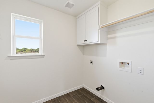 248 Yawney Drive, Lipan, TX 76462