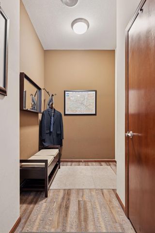 270 4th Street E 509, Saint Paul, MN 55101