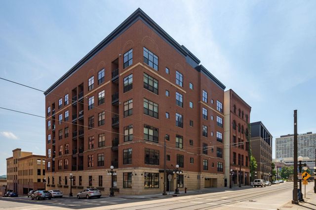 270 4th Street E 509, Saint Paul, MN 55101