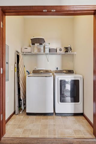 270 4th Street E 509, Saint Paul, MN 55101