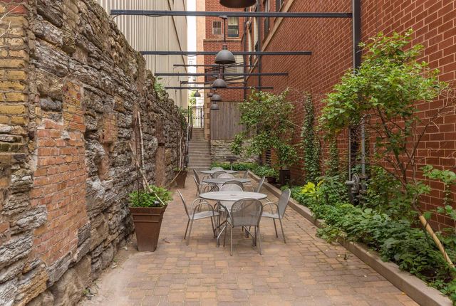 270 4th Street E 509, Saint Paul, MN 55101