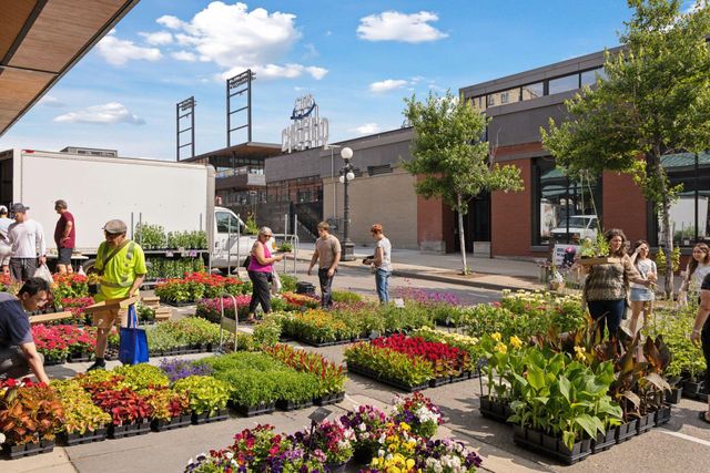 270 4th Street E 509, Saint Paul, MN 55101