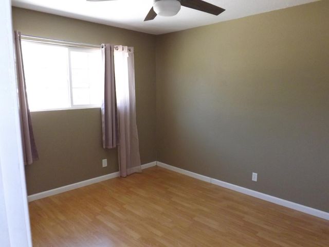 5763 E Morse Rd, Lodi, CA 95240