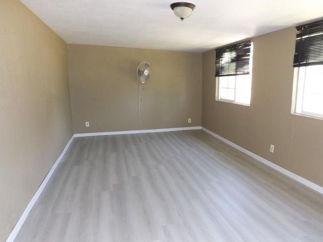 5763 E Morse Rd, Lodi, CA 95240