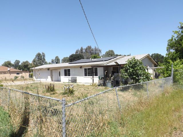 5763 E Morse Rd, Lodi, CA 95240